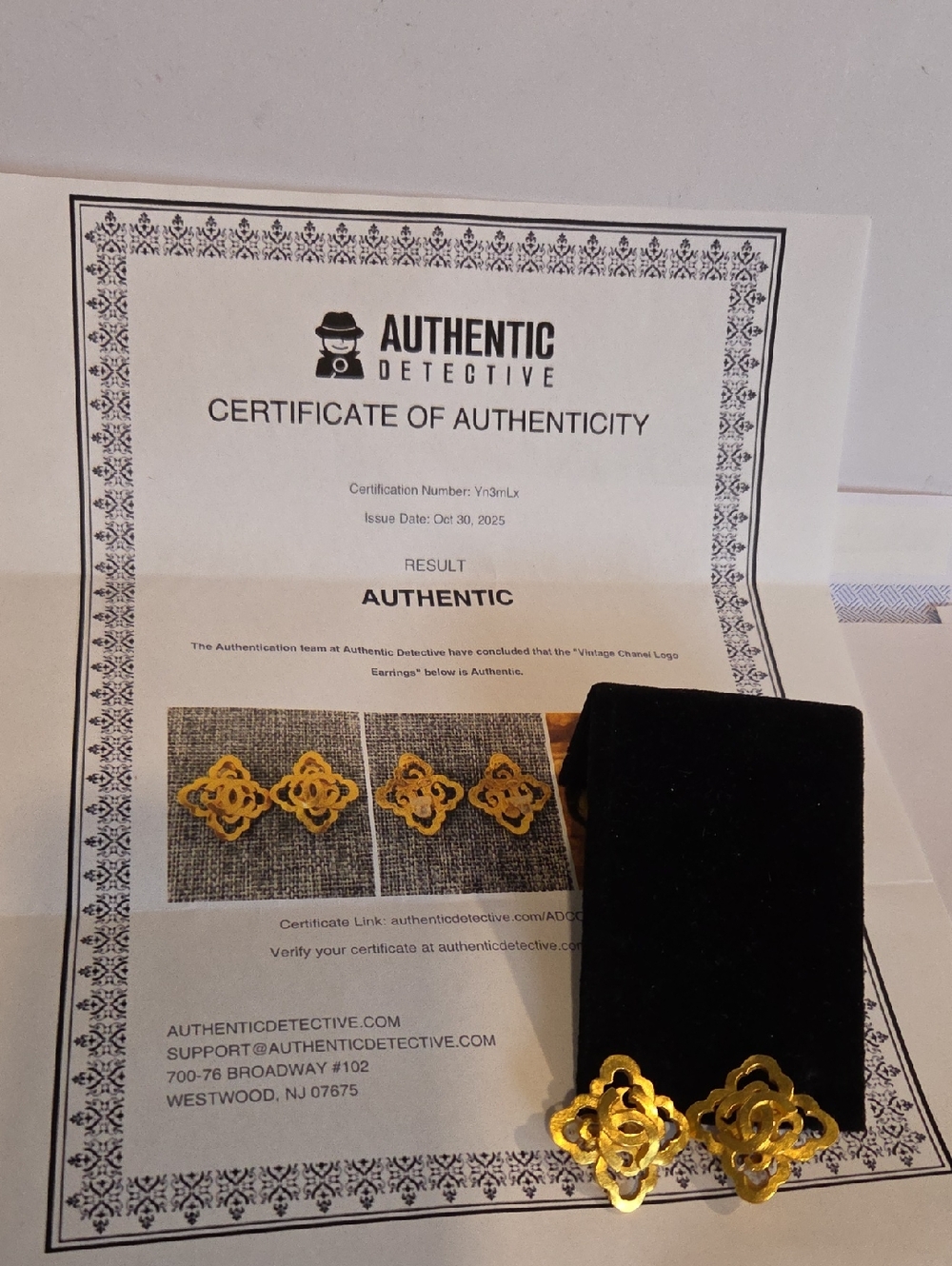Chanel Gold-Tone Floral Logo Clipon Earrings -COA - Picture 11 of 11